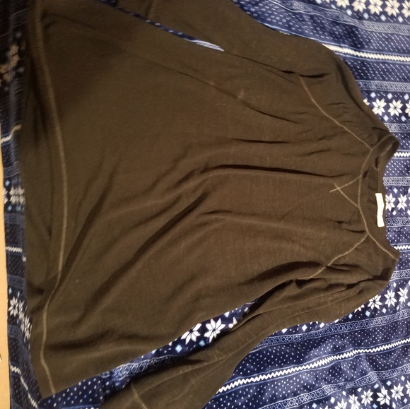 Black shirt - Picture 1 of 1